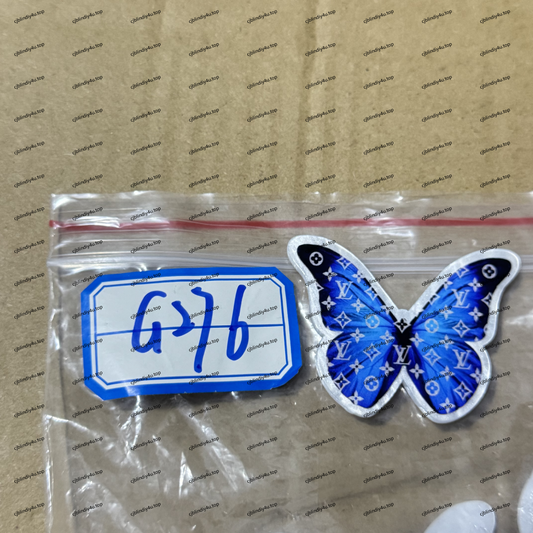 Famous Brand Acrylics for Badge Reels/Keychains/Pop Sockets ect.